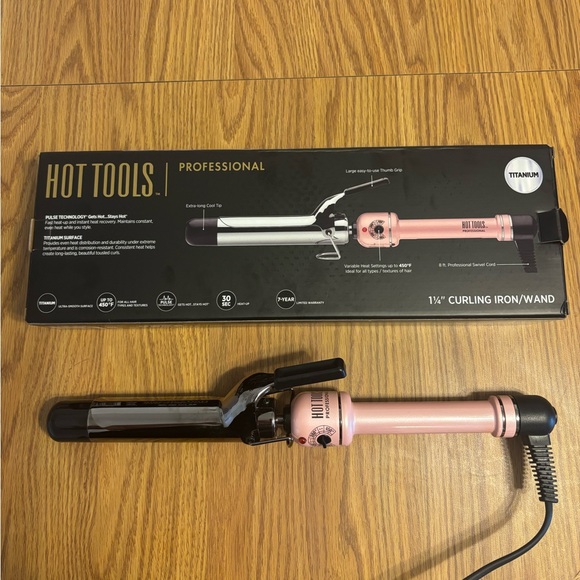 HOT TOOLS professional 1 1/4 curling iron/wand - Picture 2 of 10